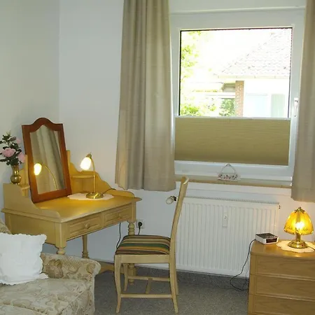 Apartment Marken *
